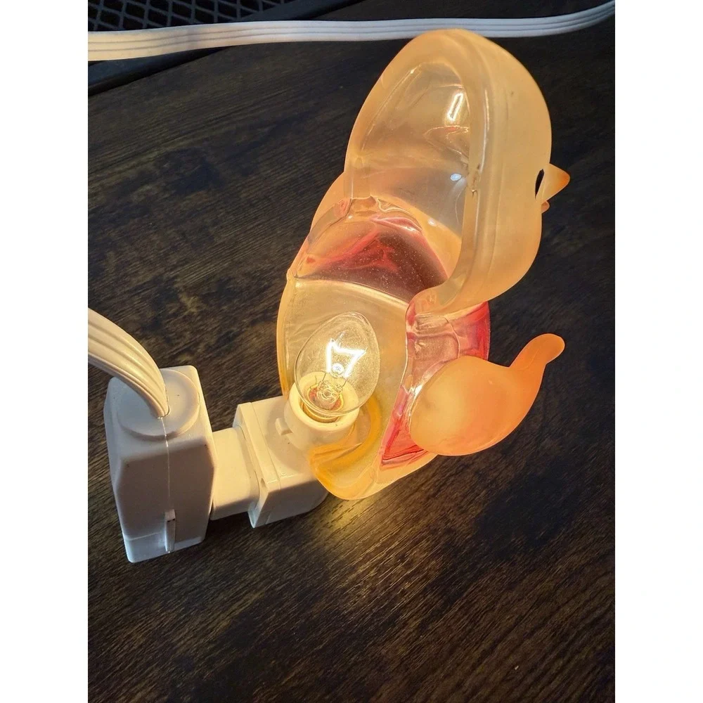Vintage Chick Night Light Plug In Bird Lamp Red Vest Nursery‎ Kids 120V UL